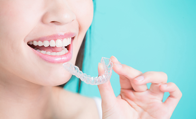 大人の矯正歯科